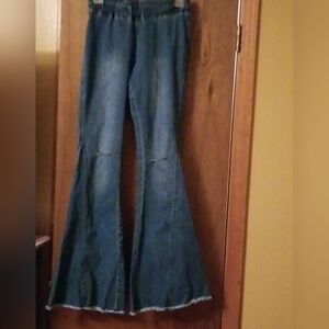 Women’s Blue Flared Jeans - Casual High-Rise Style